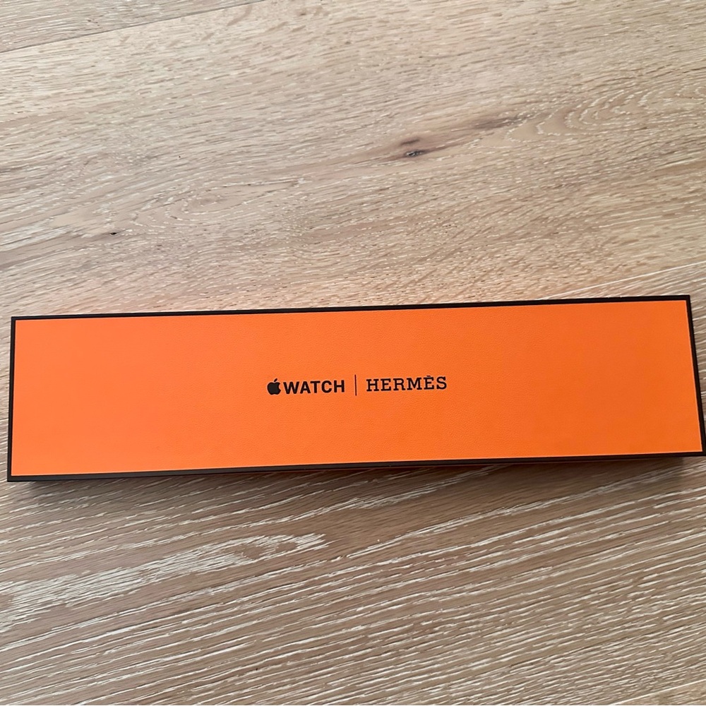 Apple Watch Hermès Strap with Box